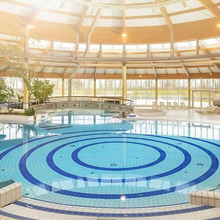 Terrasse, Gratis Nutzung Vom Ahoi Erlebnisbad Und Sauna In Sellin - Villa Karola Fewo 02 ゲーレン エクステリア 写真