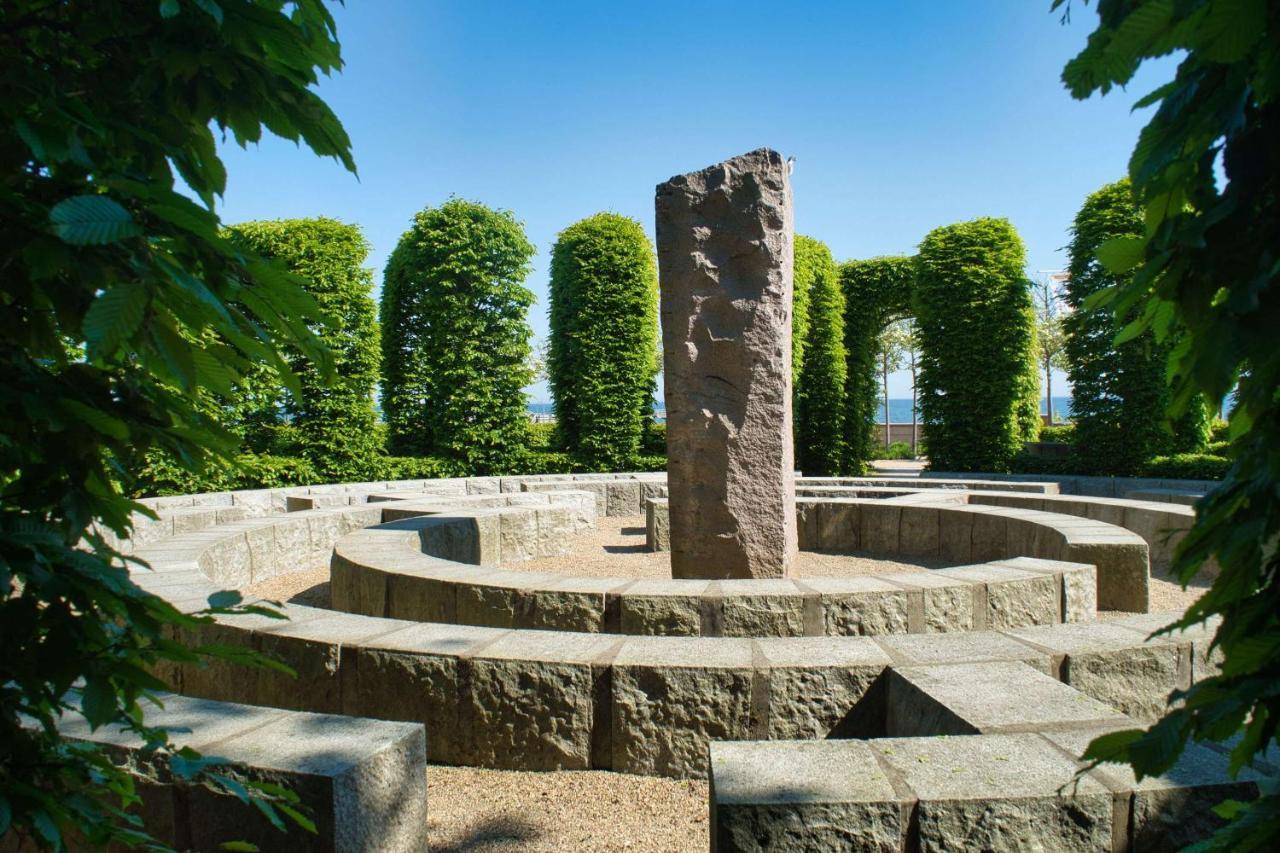 Terrasse, Gratis Nutzung Vom Ahoi Erlebnisbad Und Sauna In Sellin - Villa Karola Fewo 02 ゲーレン エクステリア 写真
